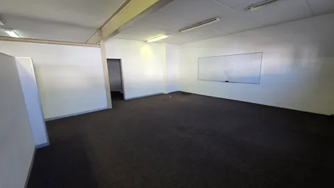 Germiston Motor City, Cnr Jack and Refinery Rd  Engen Jack Street Convenience Centre, Germiston 235m² Office Retail To Let (5)